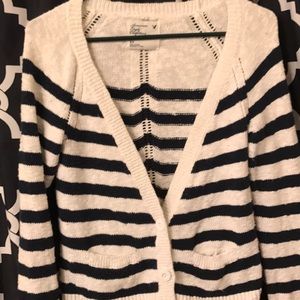 American Eagle sweater